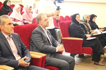 اختتامیه سومین دوسالانه جشنواره قصه گویی «نهال امید» استان سمنان