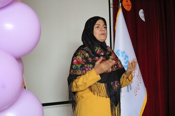 اختتامیه سومین دوسالانه جشنواره قصه گویی «نهال امید» استان سمنان