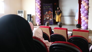 اختتامیه سومین دوسالانه جشنواره قصه گویی «نهال امید» استان سمنان