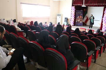 اختتامیه سومین دوسالانه جشنواره قصه گویی «نهال امید» استان سمنان