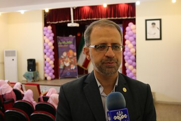 اختتامیه سومین دوسالانه جشنواره قصه گویی «نهال امید» استان سمنان