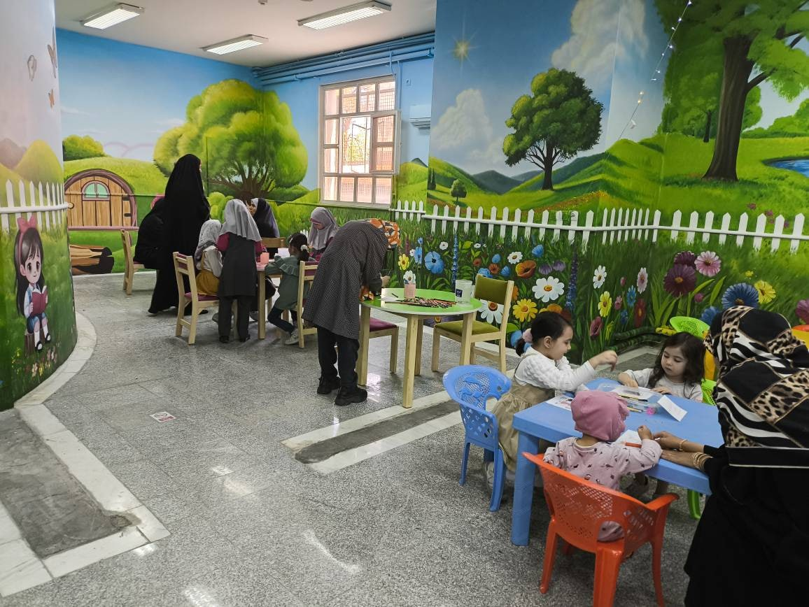 گرامیداشت دهه کرامت در کتابخانههای عمومی استان مرکزی