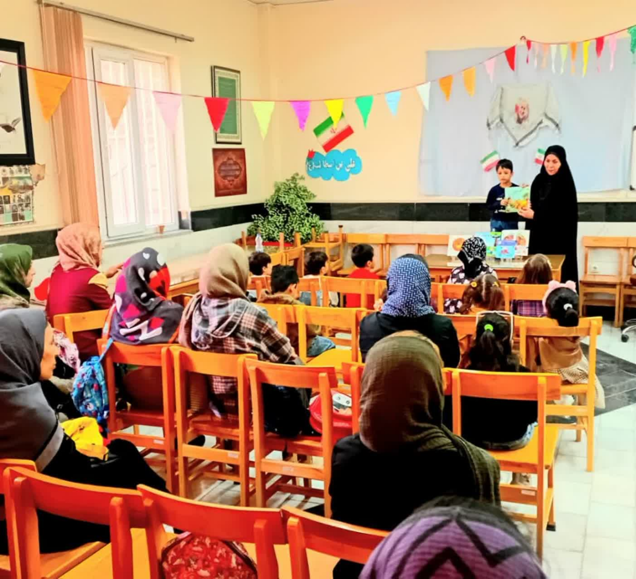 رونق چشمگیر کتابخوانی در کتابخانههای عمومی استان مرکزی