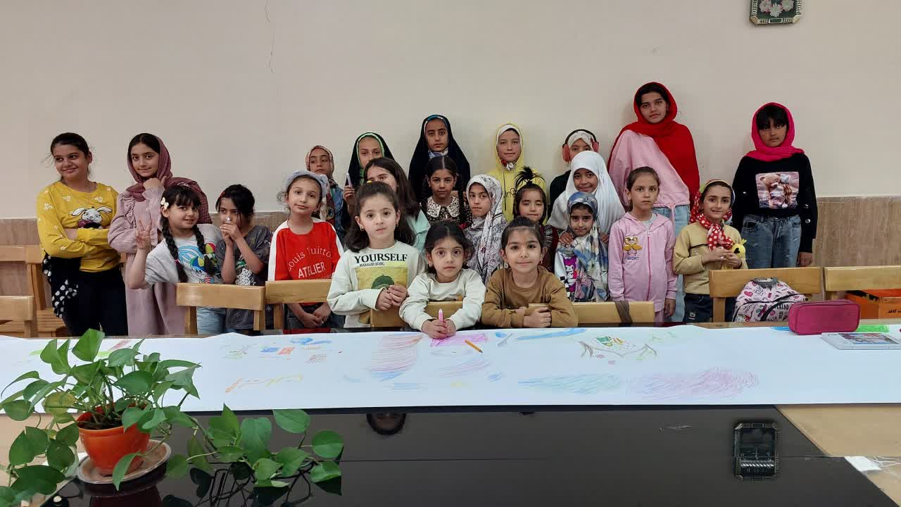 گرامیداشت دهه کرامت در کتابخانههای عمومی استان مرکزی