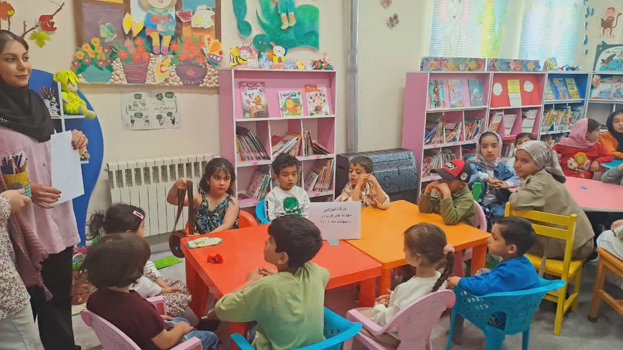 رونق چشمگیر کتابخوانی در کتابخانههای عمومی استان مرکزی