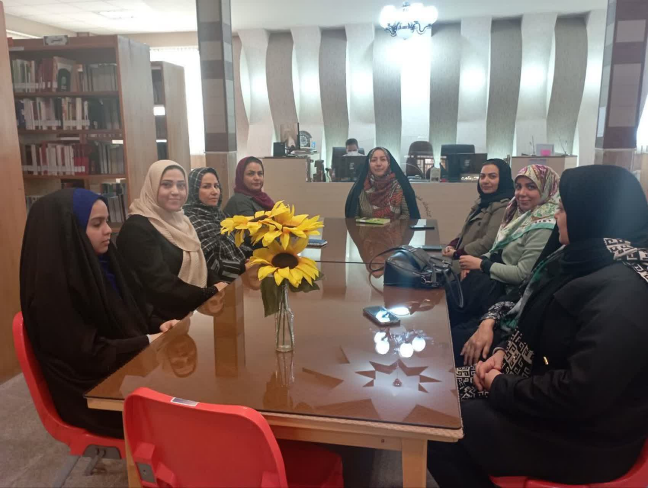 عطر کرامت رضوی در کتابخانه‌های عمومی استان مرکزی پیچید