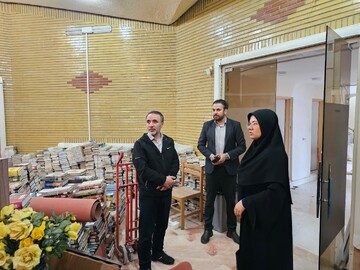 بازدید سرپرست دفتر بودجه و منابع درآمدی نهاد کتابخانه ها از کتابخانه عارف قزوین