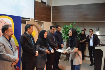 جشنواره قصه‌گویی «نهال امید»