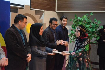 جشنواره قصه‌گویی «نهال امید»