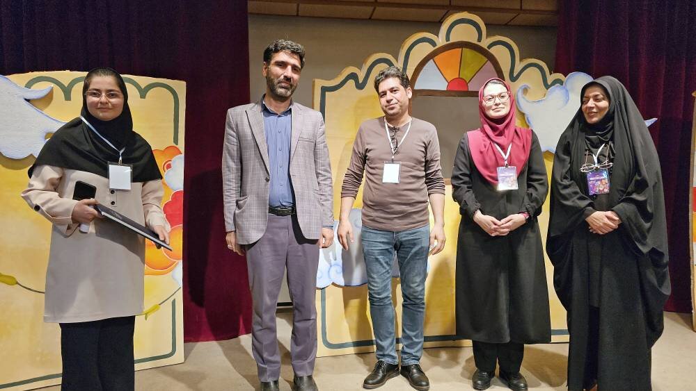 مرحله استانی سومین دوسالانه قصه گویی نهال امید در زنجان به کار خود پایان داد