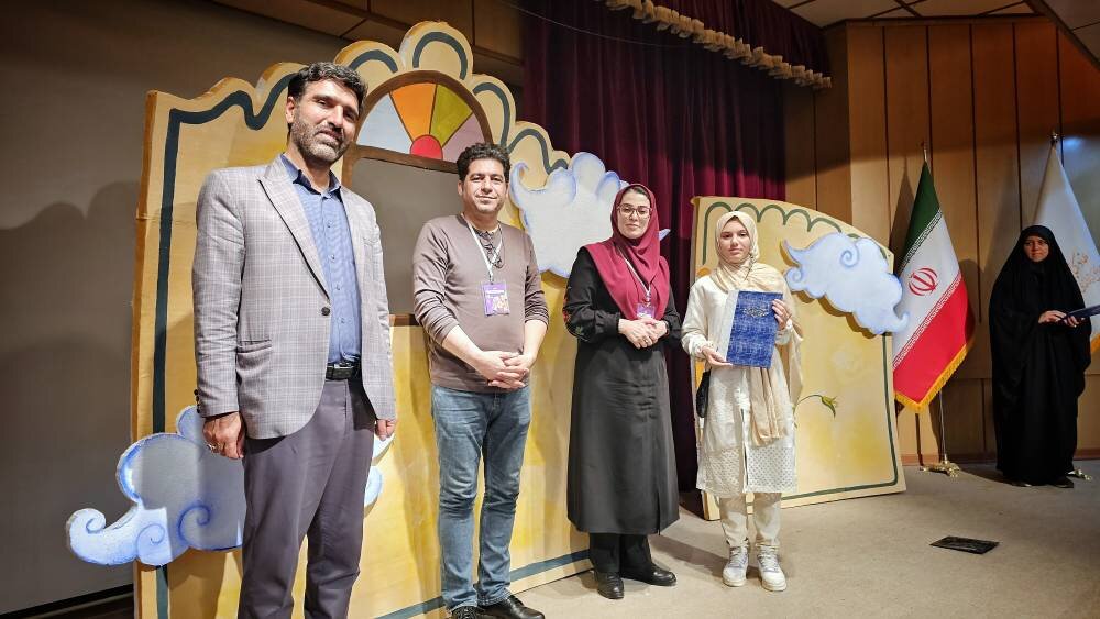 مرحله استانی سومین دوسالانه قصه گویی نهال امید در زنجان به کار خود پایان داد