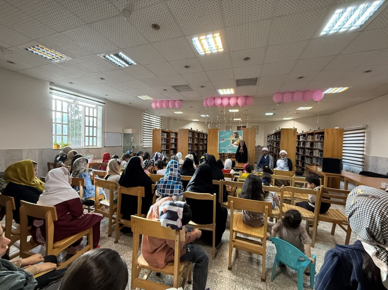 بزرگداشت میلاد امام رضا(ع) در کتابخانه‌های عمومی استان مرکزی