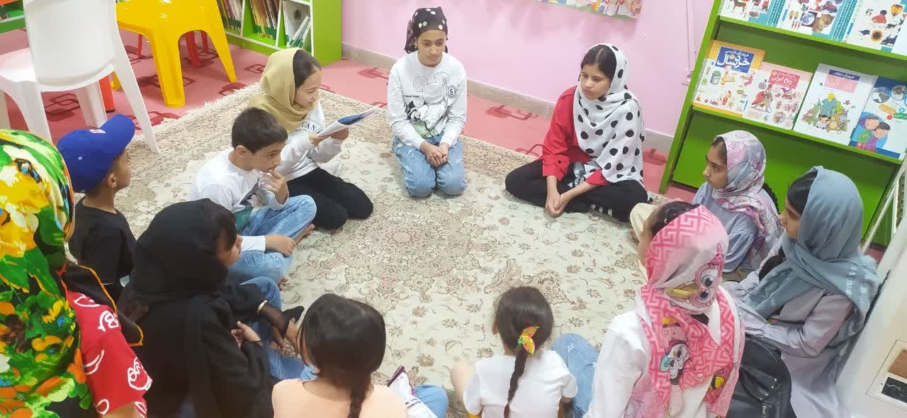 برنامه‌های فرهنگی هفته معلم در کتابخانه‌های عمومی استان مرکزی