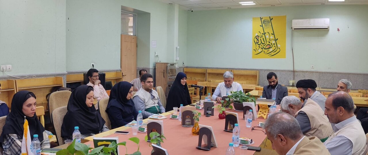 جلسه پاتوق کتاب در کتابخانه آیتالله کفعمی برگزار شد