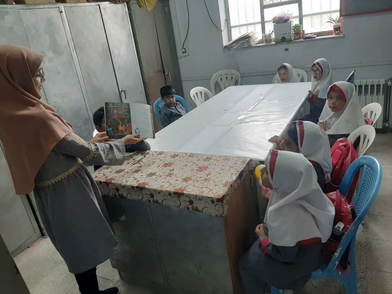 بزرگداشت میلاد امام رضا(ع) در کتابخانههای عمومی استان مرکزی