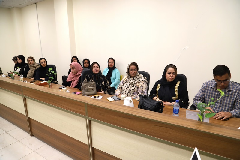 شب شعر «یک اسکله شعر» در بوشهر برگزار شد