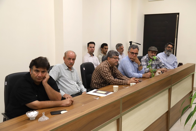 شب شعر «یک اسکله شعر» در بوشهر برگزار شد