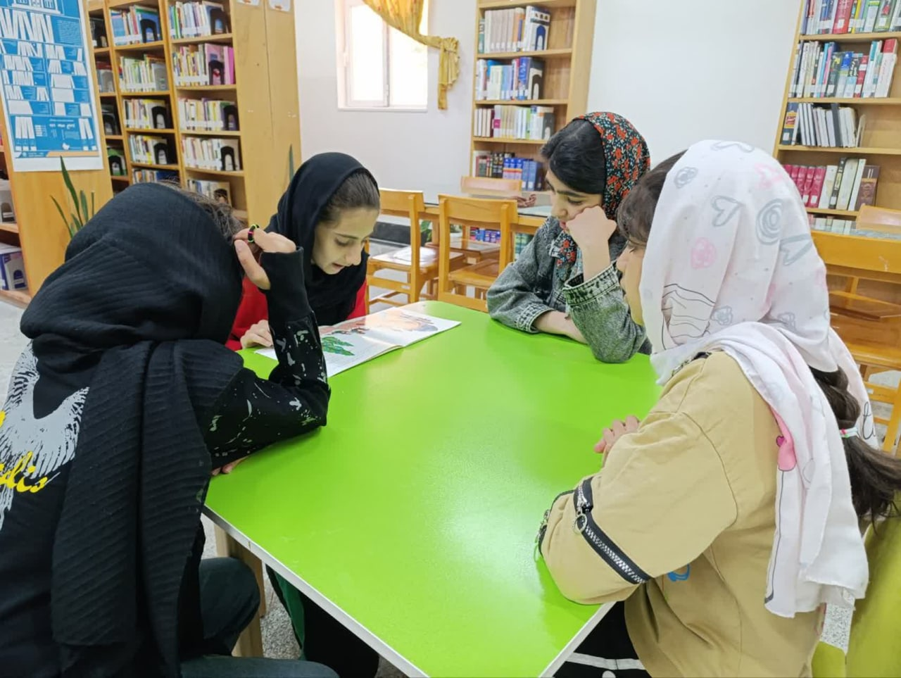 بزرگداشت میلاد امام رضا(ع) در کتابخانه‌های عمومی استان مرکزی