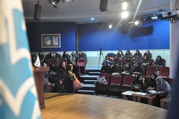 آیین اختتامیه سومین دوسالانه قصه گویی «نهال امید» استان گیلان