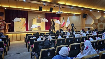 اختتامیه سومین دوسالانه جشنواره قصه‌گویی «نهال امید» در زنجان