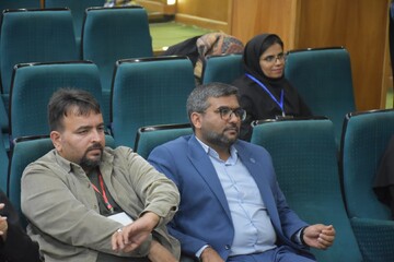 رقابت استانی سومین دوره جشنواره قصه گویی نهال امید در استان فارس