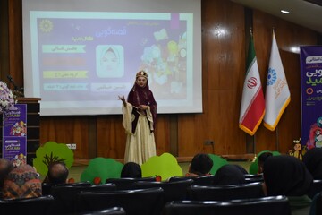 رقابت استانی سومین دوره جشنواره قصه گویی نهال امید در استان فارس