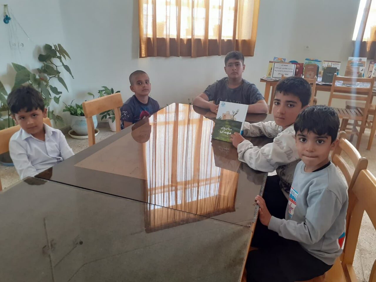 بزرگداشت میلاد امام رضا(ع) در کتابخانه‌های عمومی استان مرکزی