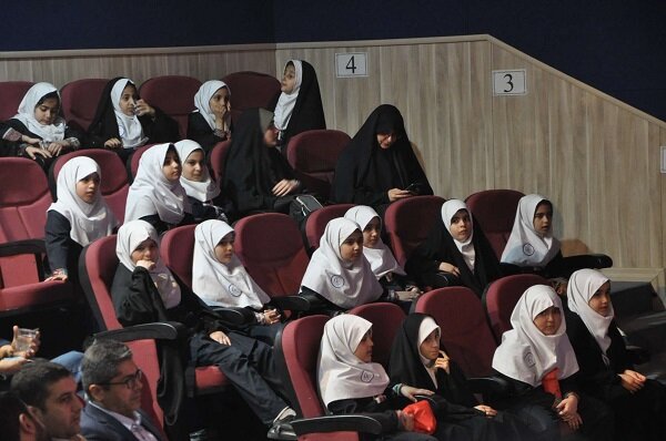 آیین اختتامیه استانی سومین دوسالانه قصه‌گویی «نهال امید» در گیلان برگزار شد