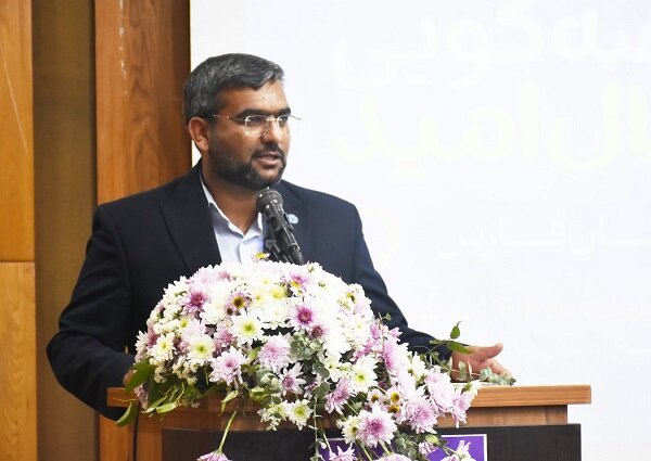 معرفی برگزیدگان استانی سومین جشنواره قصهگویی نهال امید فارس