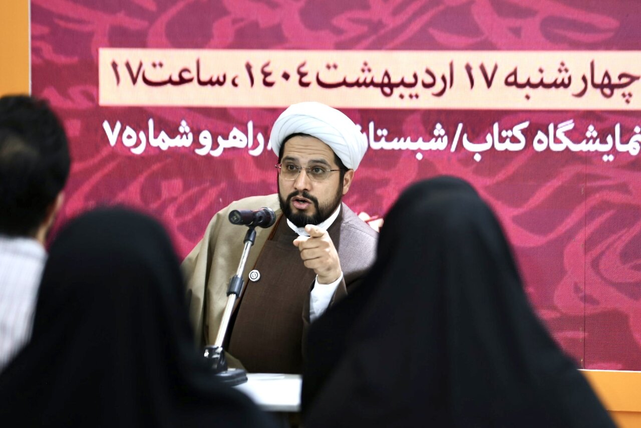تربیت انسان انتخاب‌گر؛ لازمه تفکیک کتابخوانی از فضای مجازی