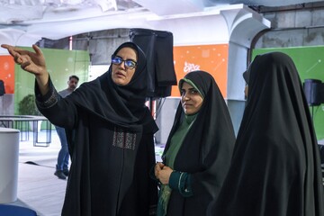 غرفه نهاد کتابخانه های عمومی کشور در سی وششمین نمایشگاه بین المللی کتاب تهران