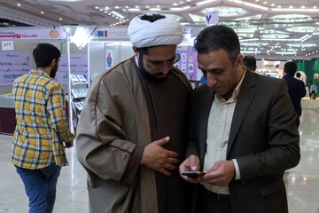غرفه نهاد کتابخانه های عمومی کشور در سی وششمین نمایشگاه بین المللی کتاب تهران