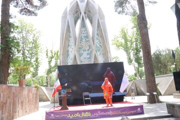آیین اختتامیه استانی سومین دو سالانه قصه گویی نهال امید در آرامگاه عطار نیشابوری
