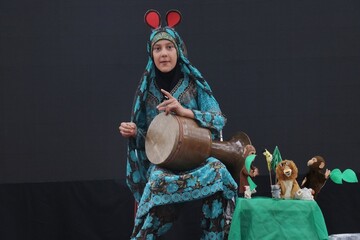 آیین اختتامیه استانی سومین دو سالانه قصه گویی نهال امید در آرامگاه خیام نیشابوری