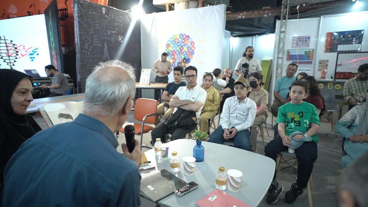 لذت کتابخواندن در کودکی، سرآغاز نویسندگی در آینده است