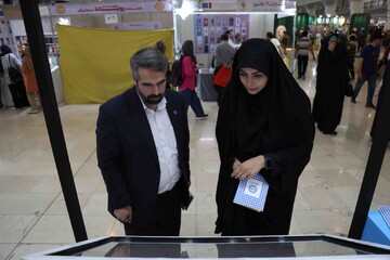 روز دوم حضور نهاد کتابخانه های عمومی کشور در سی و ششمین نمایشگاه بین المللی کتاب تهران