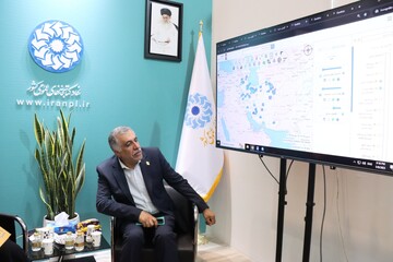 نیکنام حسینی پور - روز دوم حضور نهاد کتابخانه های عمومی کشور در سی و ششمین نمایشگاه بین المللی کتاب تهران