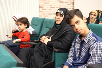 جشن بزرگ گرامیداشت مقام معلم در کتابخانه مرکزی یزد برگزار شد