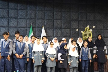 جشن بزرگ گرامیداشت مقام معلم در کتابخانه مرکزی یزد برگزار شد