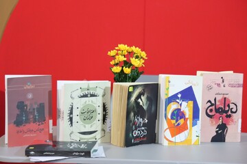 نشست با حمیدرضا شاه آبادی در غرفه کودک سی و ششمین نمایشگاه کتاب تهران