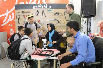 فعالیت های روز چهارم غرفه کودک در نمایشگاه کتاب