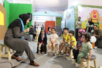 فعالیت های روز چهارم غرفه کودک در نمایشگاه کتاب