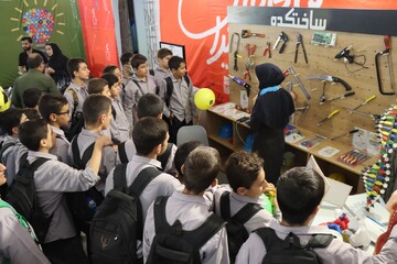 فعالیت های روز چهارم غرفه کودک در نمایشگاه کتاب