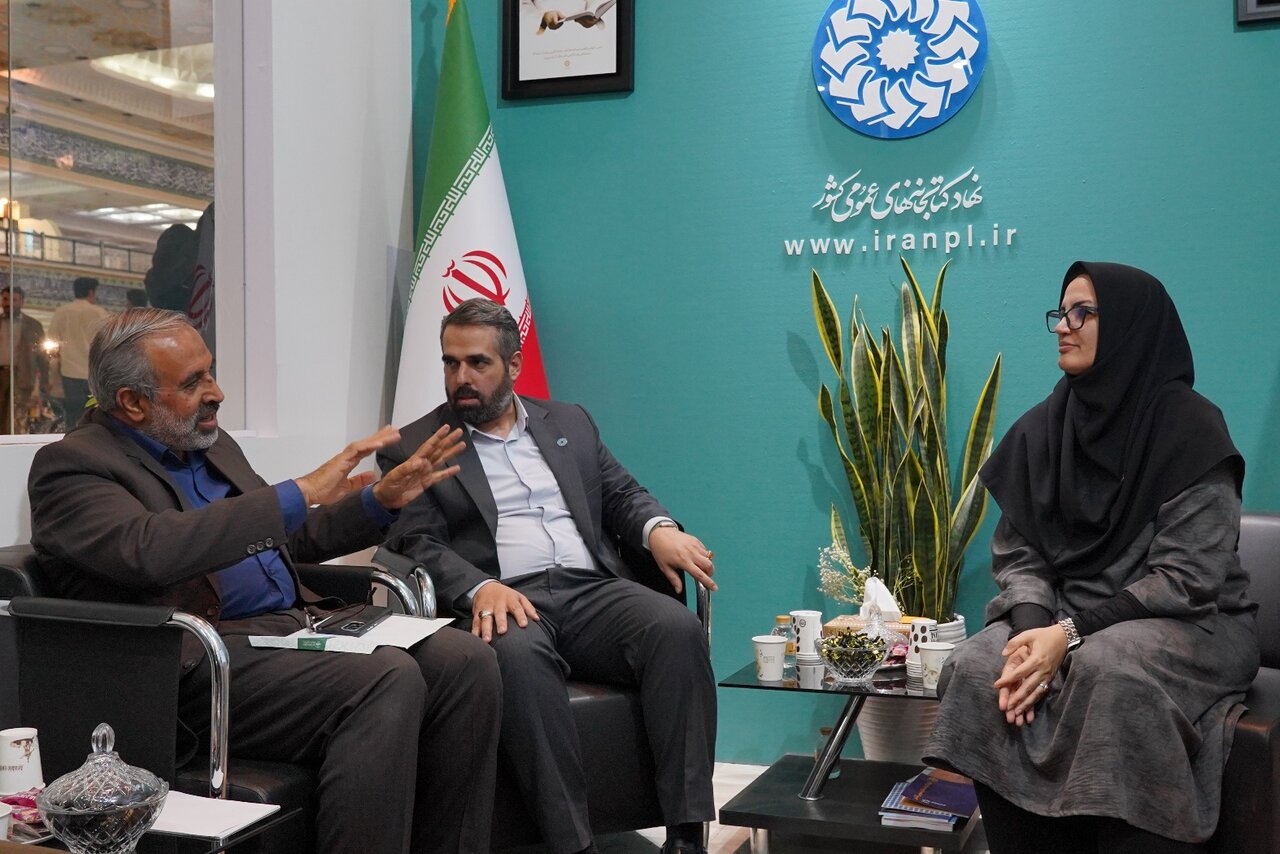 نقش کلیدی کتابخانههای عمومی در توسعه فرهنگی کشور/ با وجود بیمهریهای مختلف، نهاد همچنان مرکزی ارزشمند در حوزه کتاب و کتابخوانی است