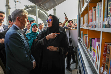 افتتاح شصت و دومین کتابخانه سیار نهاد کتابخانه‌های عمومی کشور با حضور وزیر فرهنگ و ارشاد اسلامی