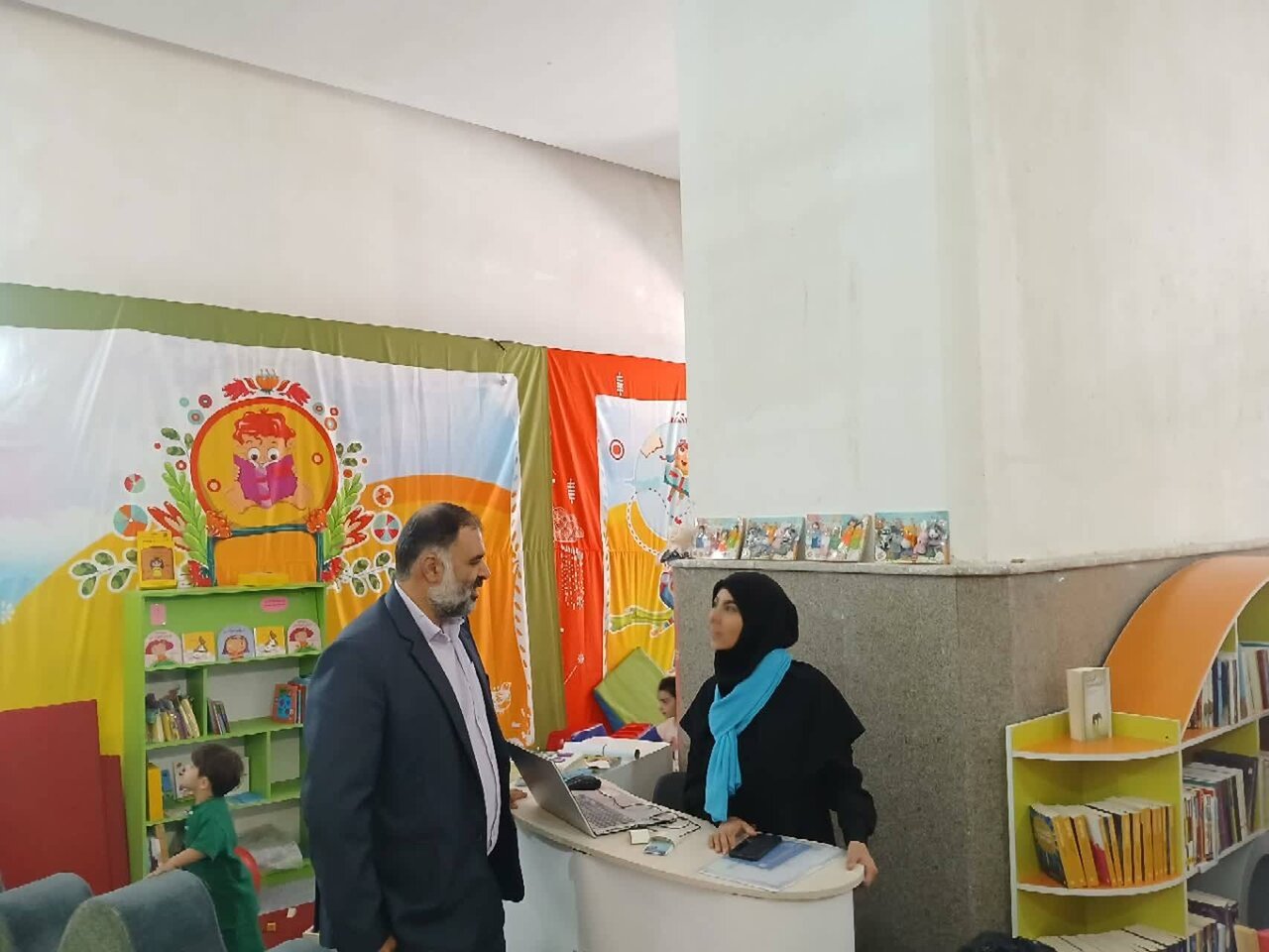 بازدید جمعی از کتابداران استان البرز از نمایشگاه کتاب تهران