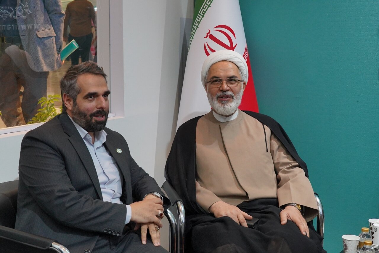 طرح کتابخانه‌های سیار باید توسعه یابد تا عدالت فرهنگی در سطح کشور محقق شود/ ضرورت اختصاص بودجه خاص برای گسترش کتابخانه‌های سیار نهاد در مجلس