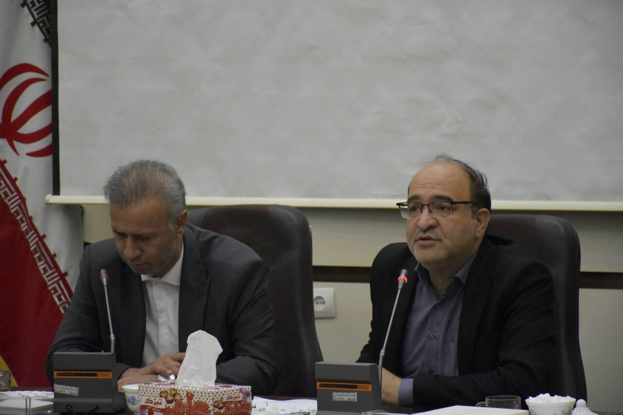 ضرورت ساخت کتابخانه مرکزی در شهرستان عجب شیر