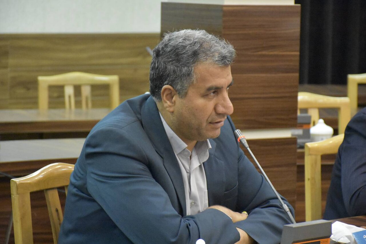 ضرورت ساخت کتابخانه مرکزی در شهرستان عجب شیر