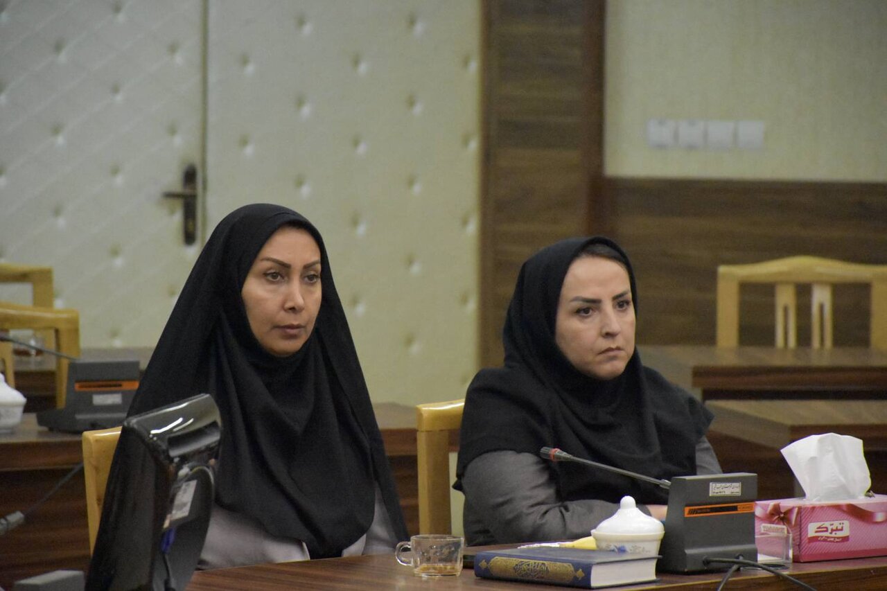 ضرورت ساخت کتابخانه مرکزی در شهرستان عجب شیر